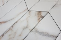 Керамогранит 40x8 Chevron Calacatta Gold гладкая матовая белый 6мм Goetan Керамогранит 40x8 Chevron Calacatta Gold гладкая матовая белый 6мм Goetan