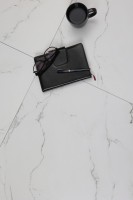 Плитка напольная 60x60 Carrara white матовая Realistik Плитка напольная 60x60 Carrara white матовая Realistik