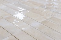 Плитка 23x8 10мм Jazz Cream глянцевая объемная Smile Tile Плитка 23x8 10мм Jazz Cream глянцевая объемная Smile Tile