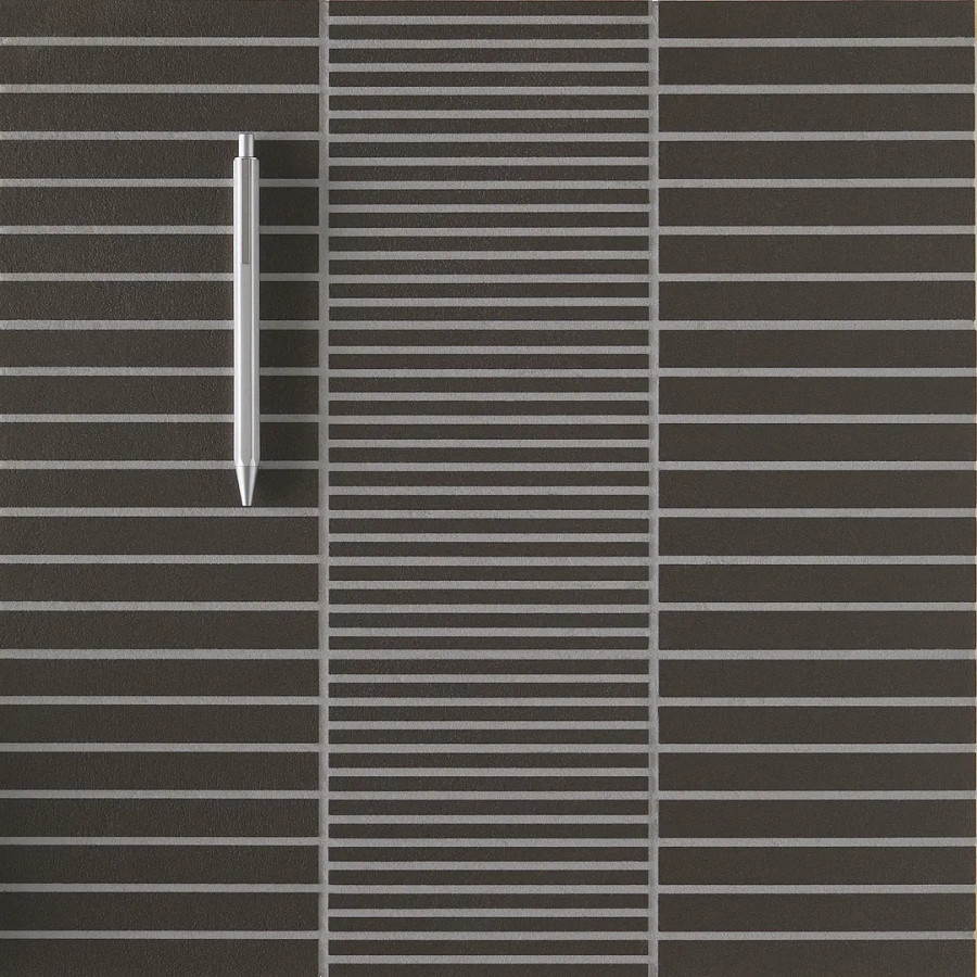 Керамогранит 12x12 Bold Anthracite Fringe матовая черный в полоску Mutina Керамогранит 12x12 Bold Anthracite Fringe матовая черный в полоску Mutina